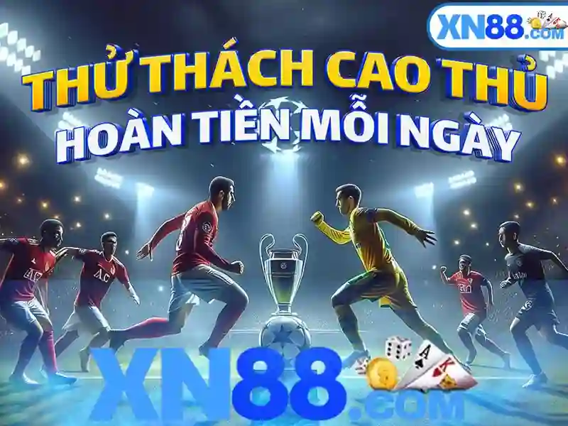 Hình ảnh so sánh giữa cựa sắt và cựa dao trong thi đấu đá gà